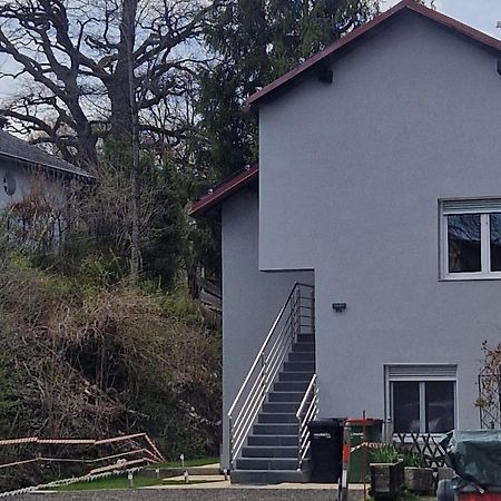 Ab Apartment Moderne Zweizimmerwohnung Villach Bagian luar foto
